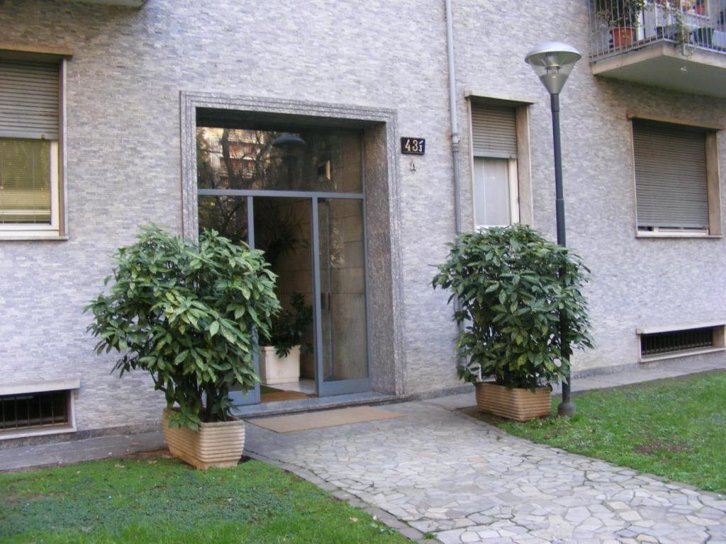 Easystudio Milan - Solari Luaran gambar