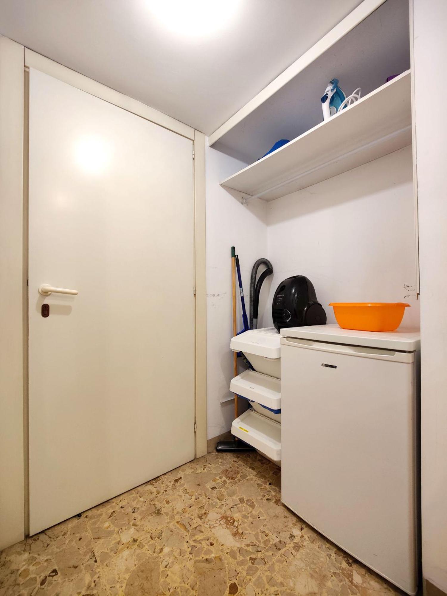 Easystudio Milan - Solari Luaran gambar