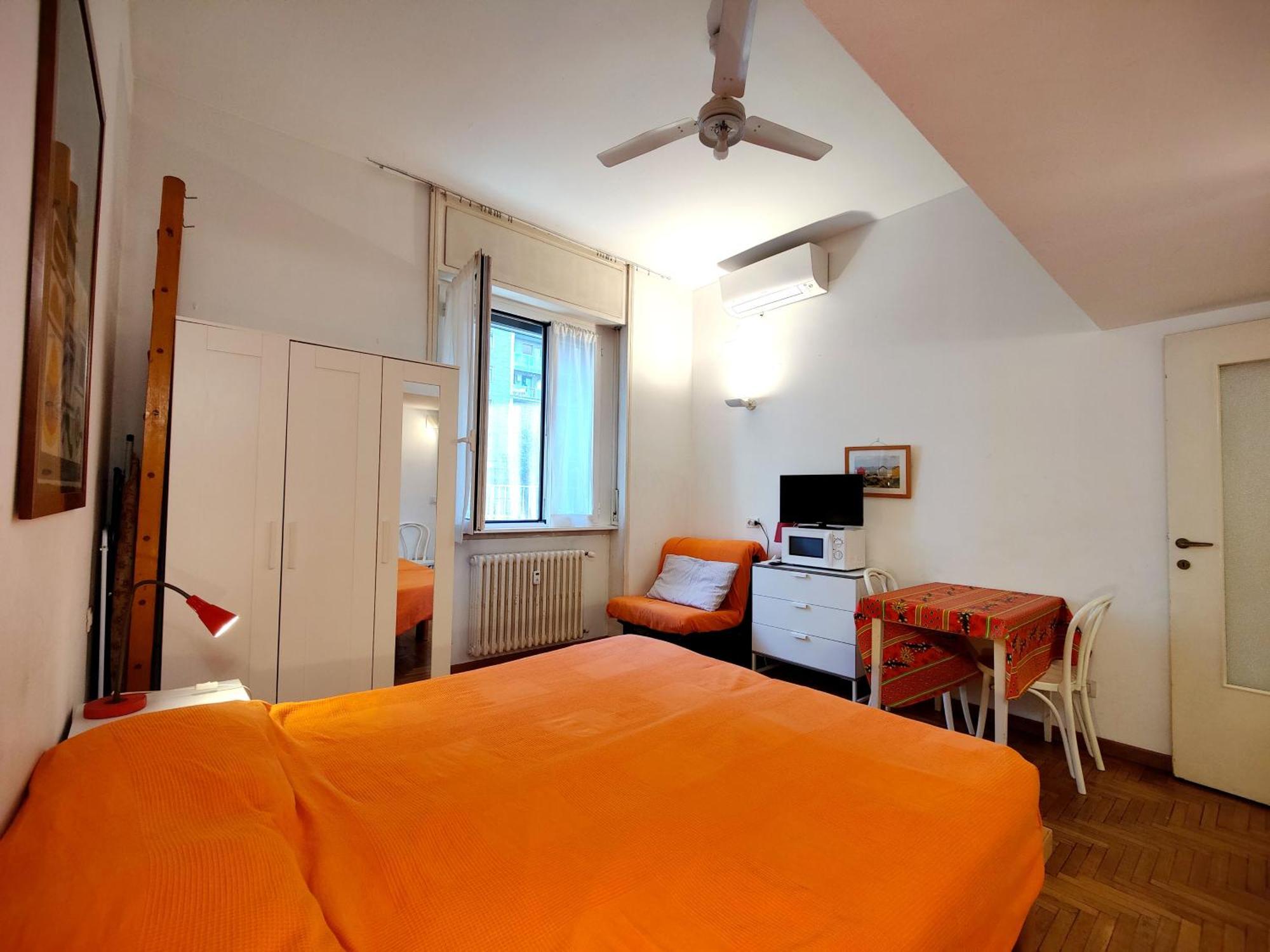 Easystudio Milan - Solari Luaran gambar