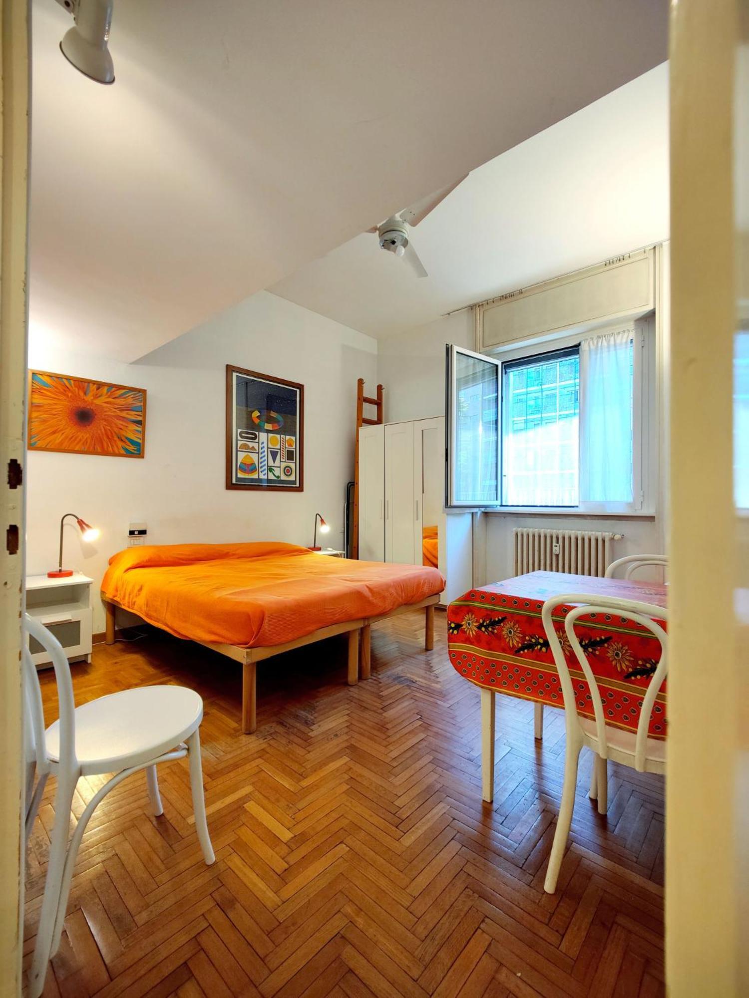 Easystudio Milan - Solari Luaran gambar